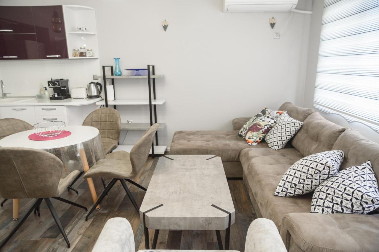 Apartment Martini Burgas City Eksteriør billede